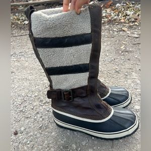 sorel Helena of tundra snowboots